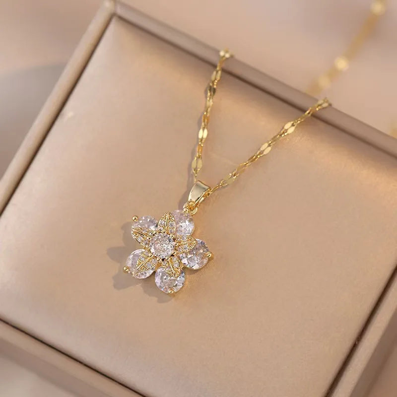 The most beautiful modern Necklace