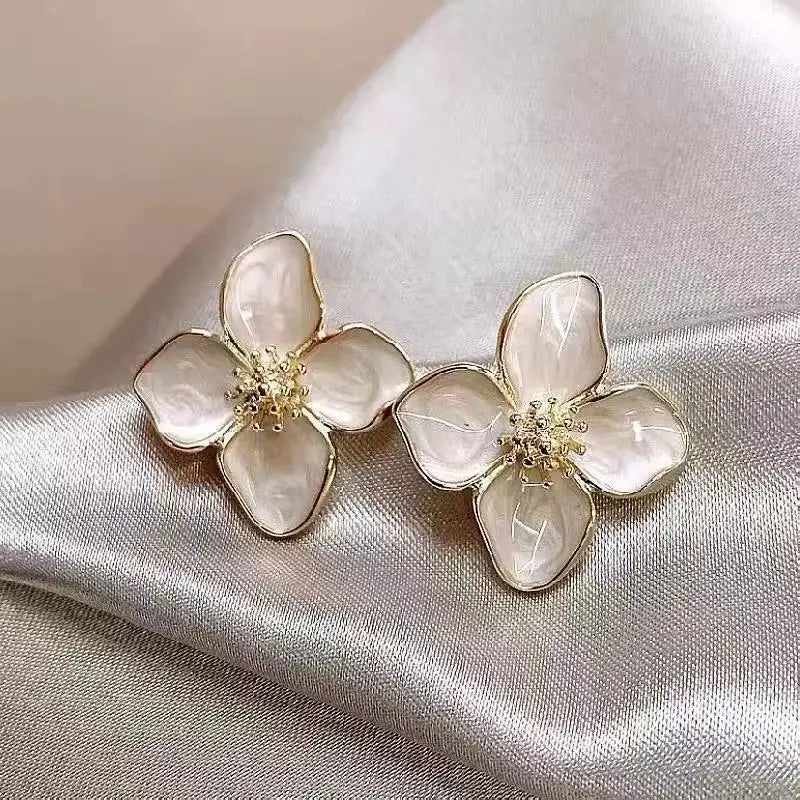 The perfect Gift Earrings Flower 🌸