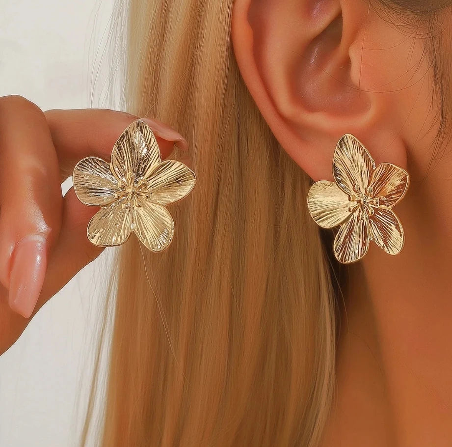 Earrings Flower Elegant Style