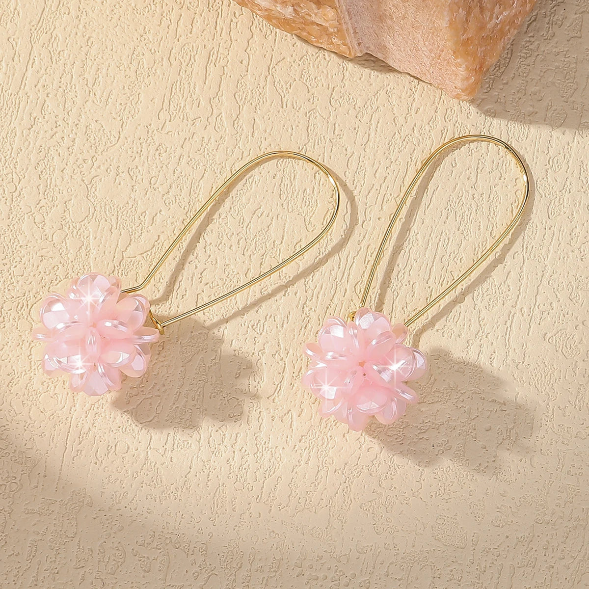 White Earrings Crystal Zirconia Flower 🌸