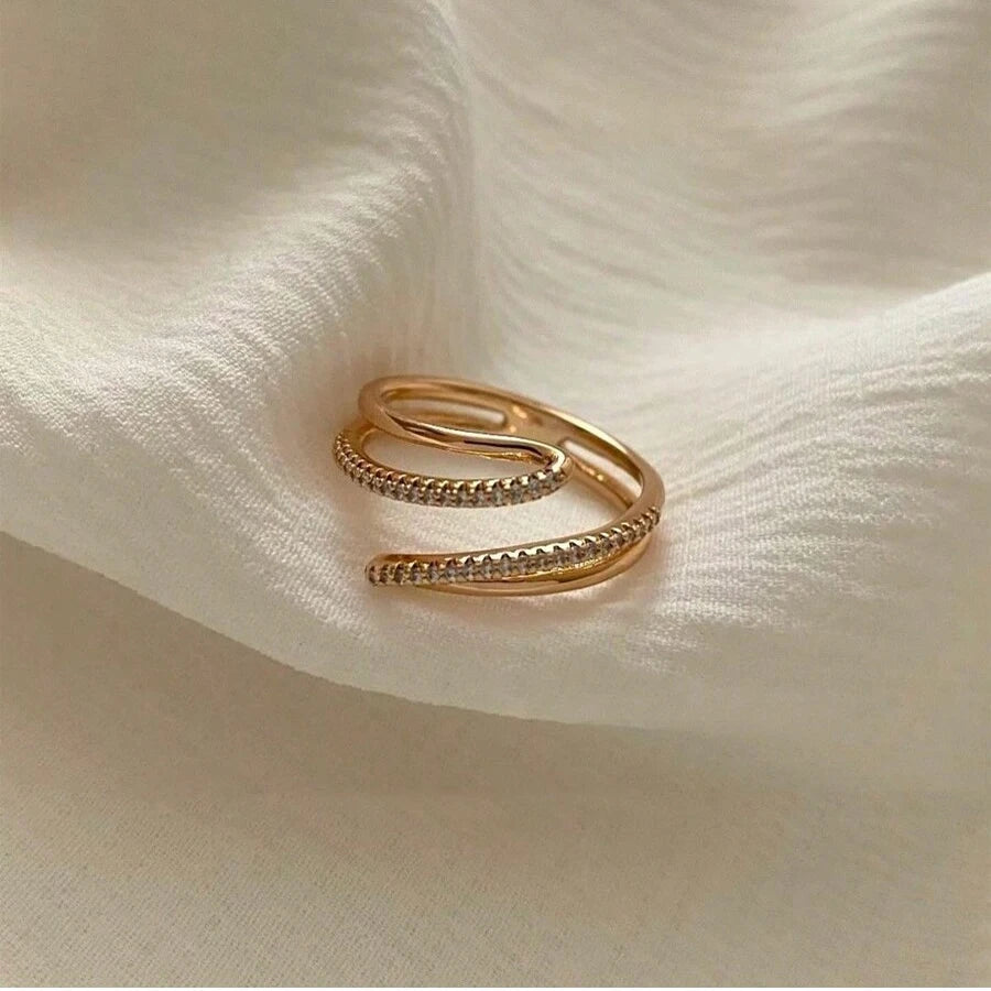 Mixed Elegant Ring